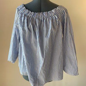 Gap stripped shirt size small NWT